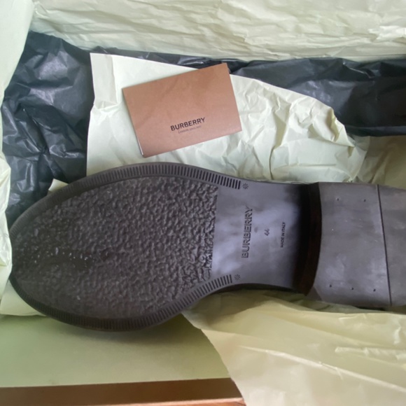 COPY - Burberry Embossed Loafer for Men - Picture 6 of 8